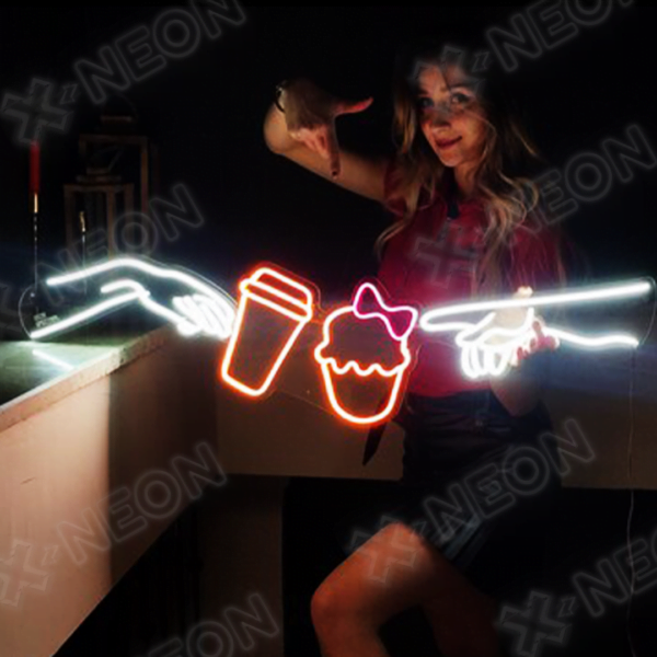 Cafe Neon Tabela